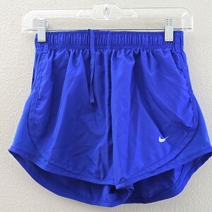 1/4 NIKE TEMPO DRI FIT RUNNING SHORTS
